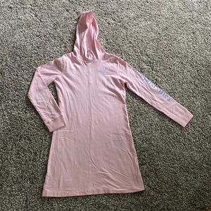 Girls Vineyard Vine hooded dress